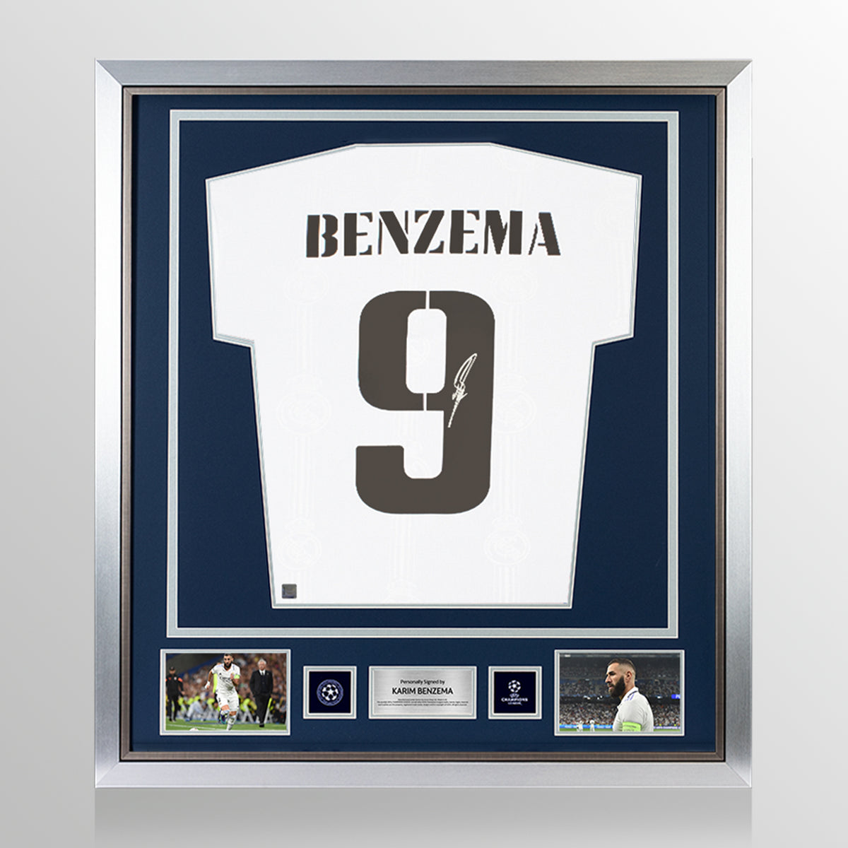 Karim Benzema officiel de la Ligue des champions de l&#39;UEFA a signé et encadré la chemise à domicile du Real Madrid 2022-23
