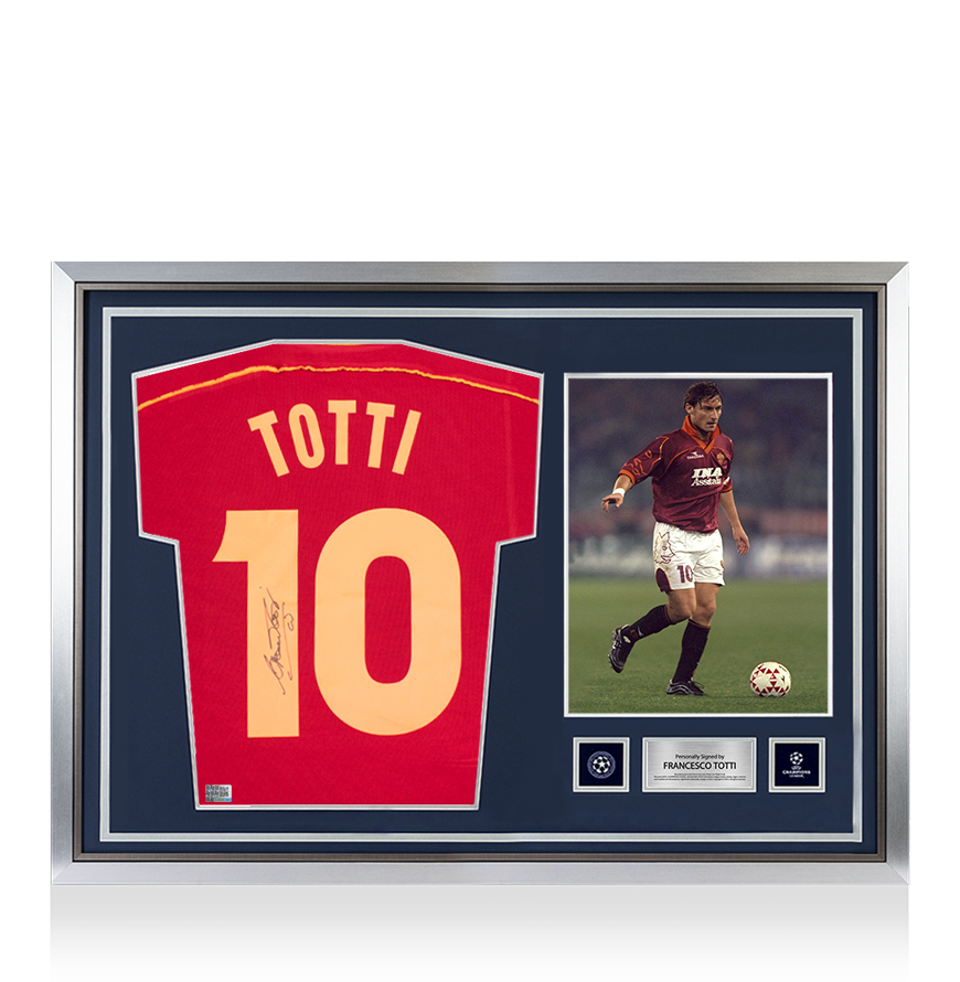 Francesco Totti OFFICIEL UEFA Champions League en arrière a signé et Hero Framed sous le nom de Roma 1998-99 Home Shirt