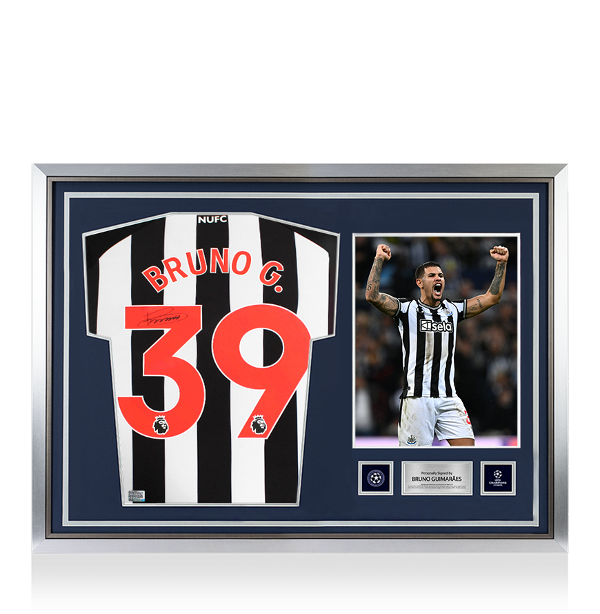 Maglia ufficiale del Newcastle United 2023-24 del Newcastle United 2023-24 autografata dal retro della UEFA Champions League di Bruno Guimaraes e incorniciata dall&#39;eroe